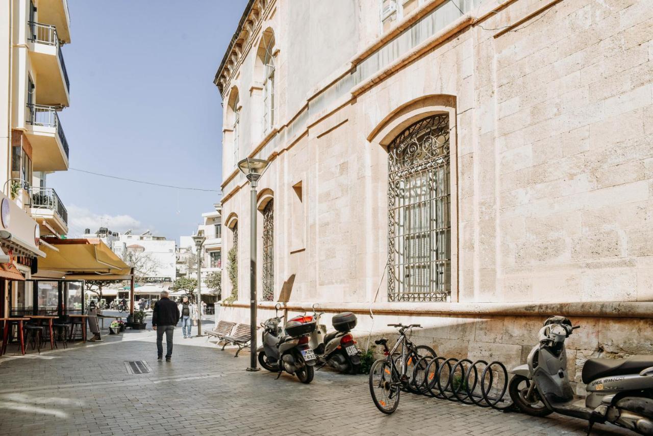 City Vibes "By Checkin" Kandiye Dış mekan fotoğraf